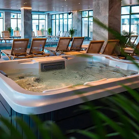 Seaside In Odyssey Pools And Parking *