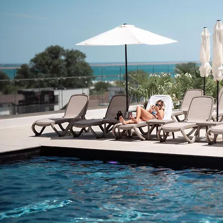 Seaside In Odyssey Pools And Parking Appartement Năvodari